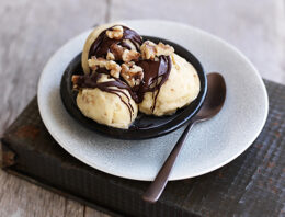 Frozen Banana with Chocolate and Nuts Recipe