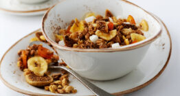 Toasted Fruit and Nut Muesli