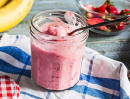 Frozen Banana Berry Smoothie