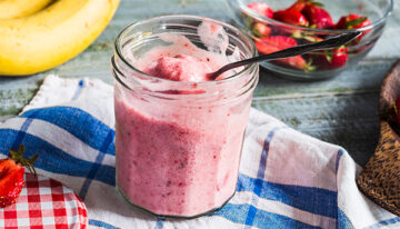 Frozen Banana Berry Smoothie